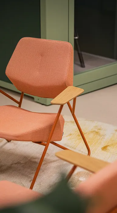 Lounge Chair in rot