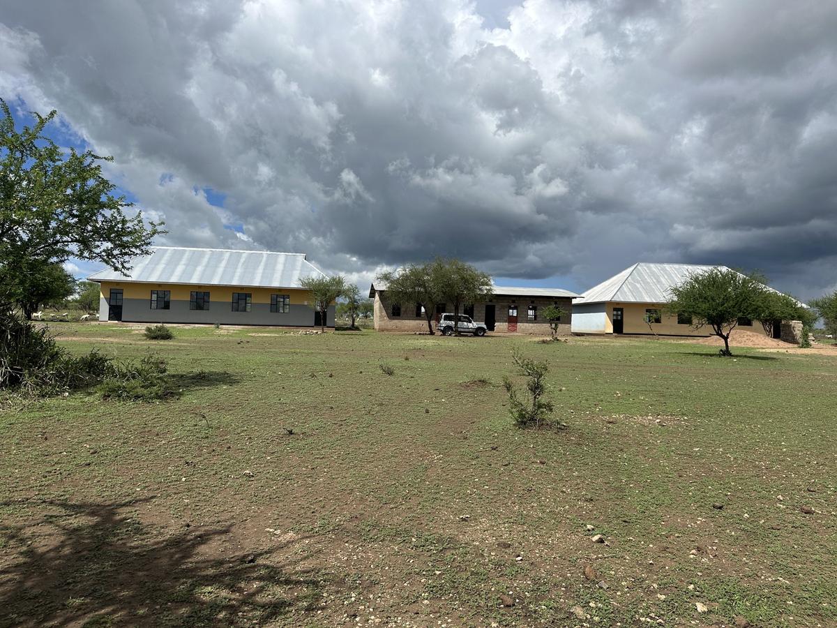 Makuyuni Juu, Schulhof