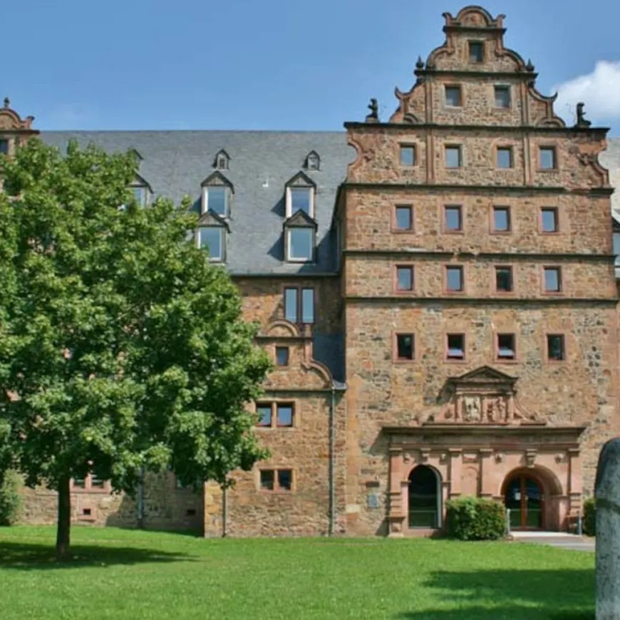 Justus Liebig Universität Giessen — ECM