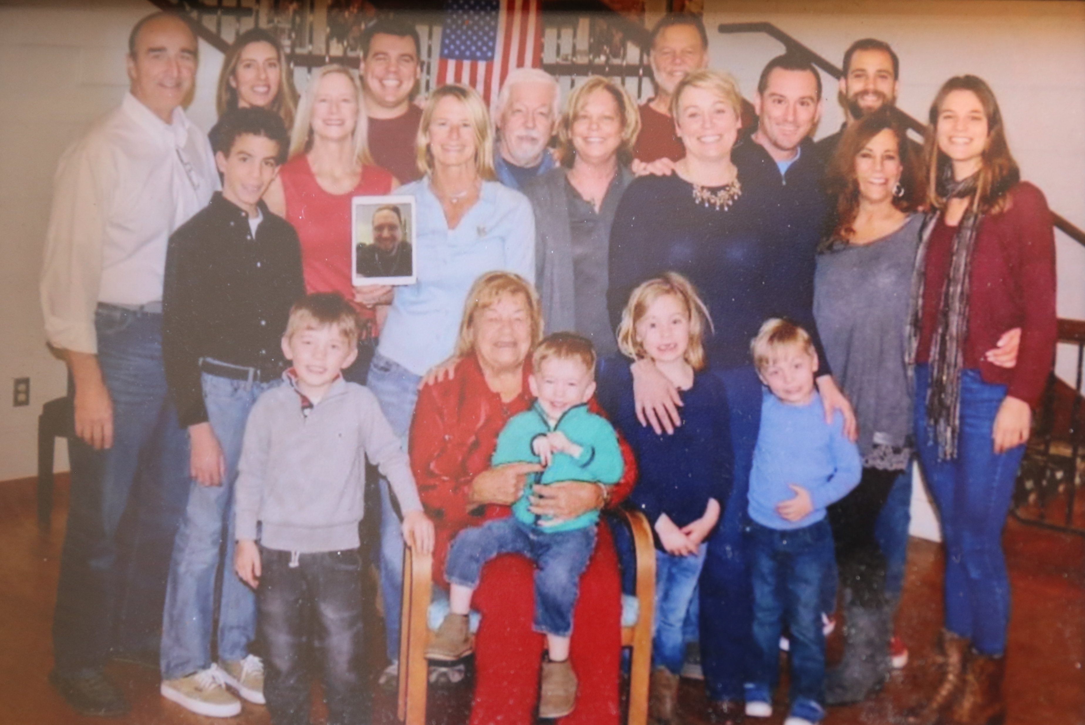 : Nineteen members of the Longnecker family gather around Nancy.