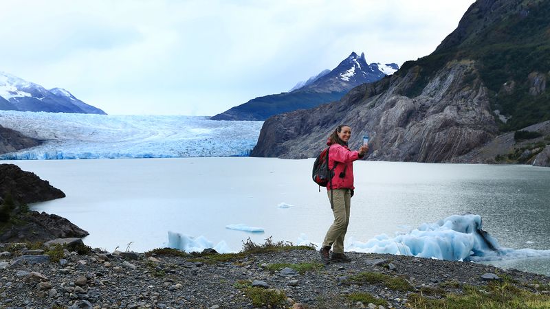 Calafate y Trekking Circuito W en Torres del Paine con Hotel Todo Incluido