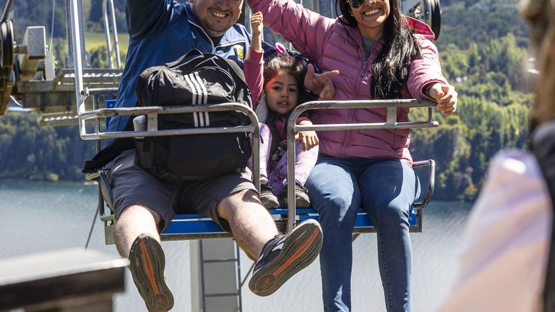 Montaña y glaciares en Familia en Ushuaia, Calafate y Bariloche