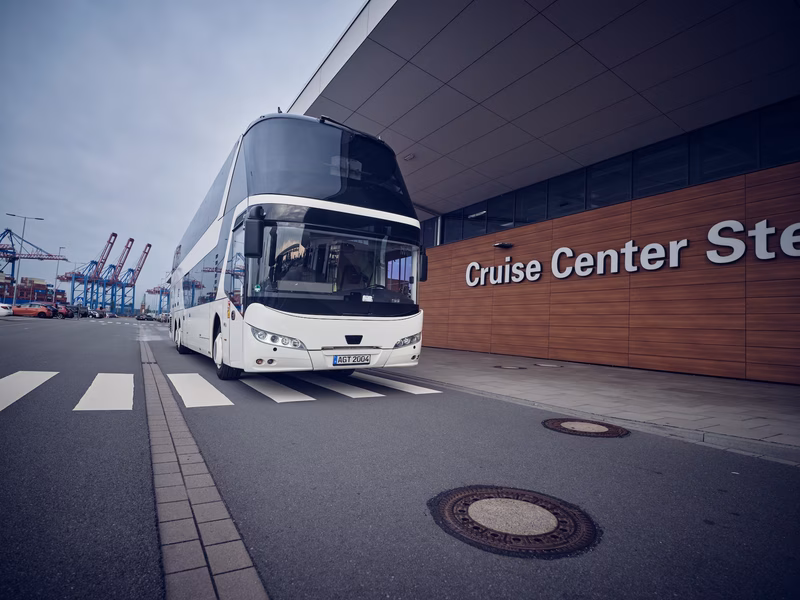 Doppeldecker für 50-78 Personen