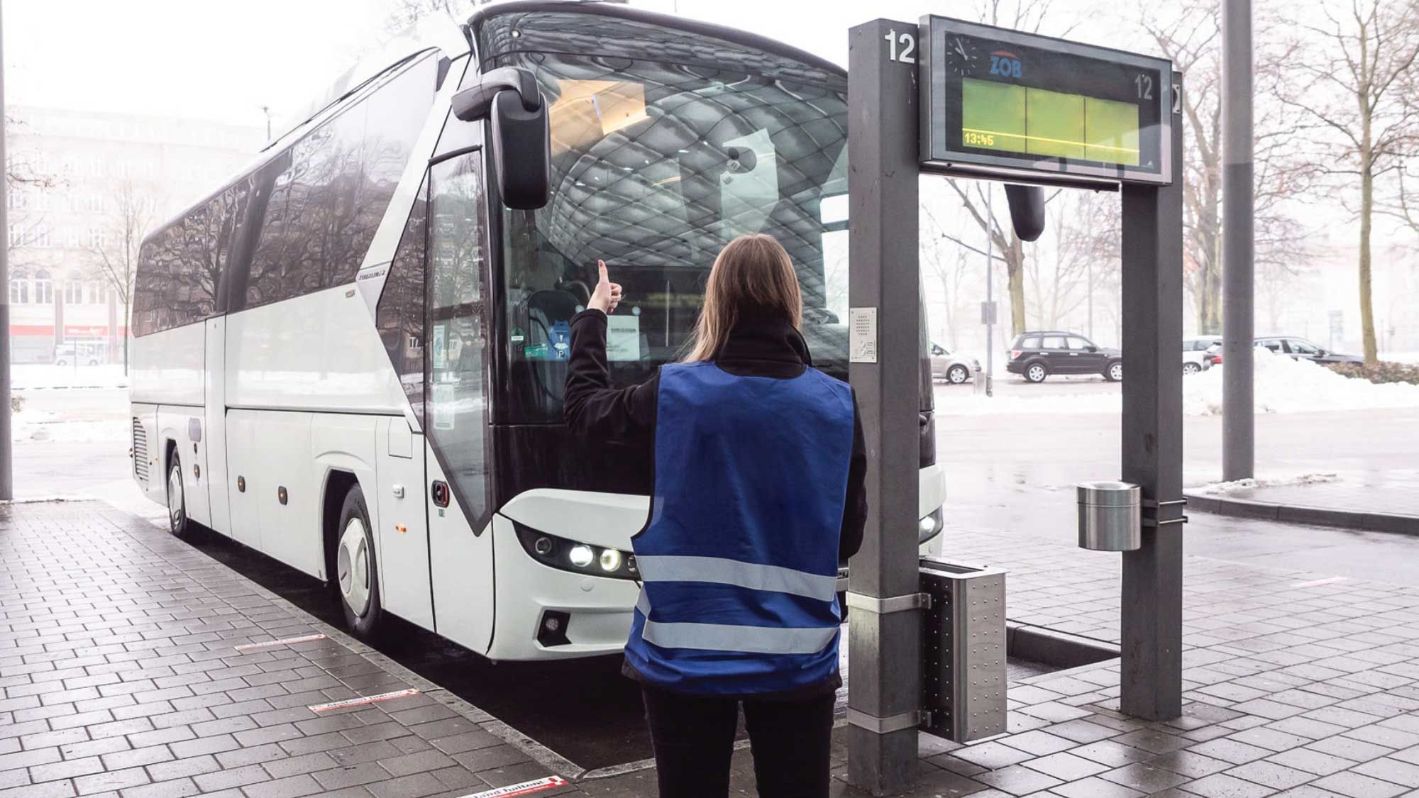 Einrangerien eines Reisesbusses 3