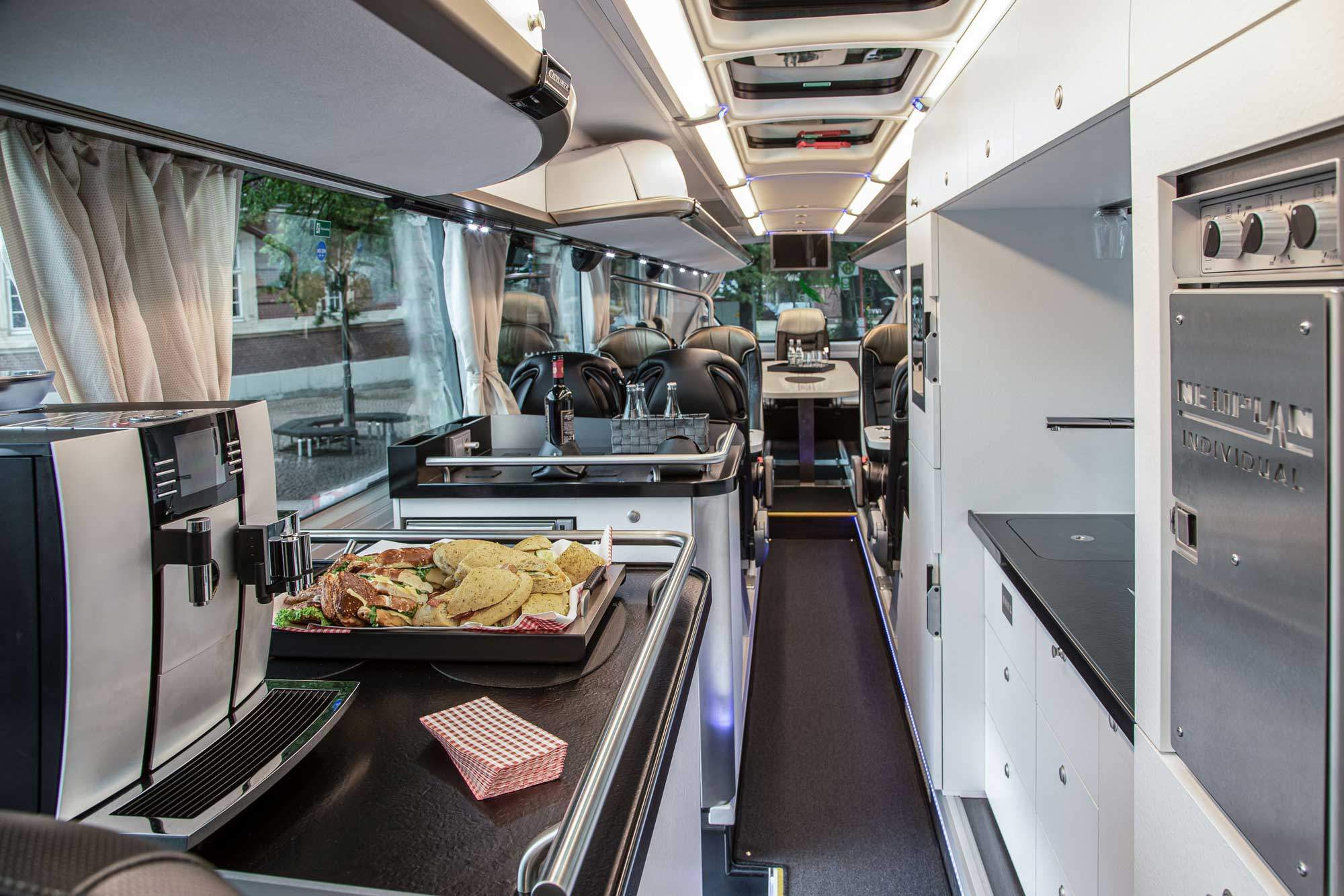 Innenansicht eines Reisebusses