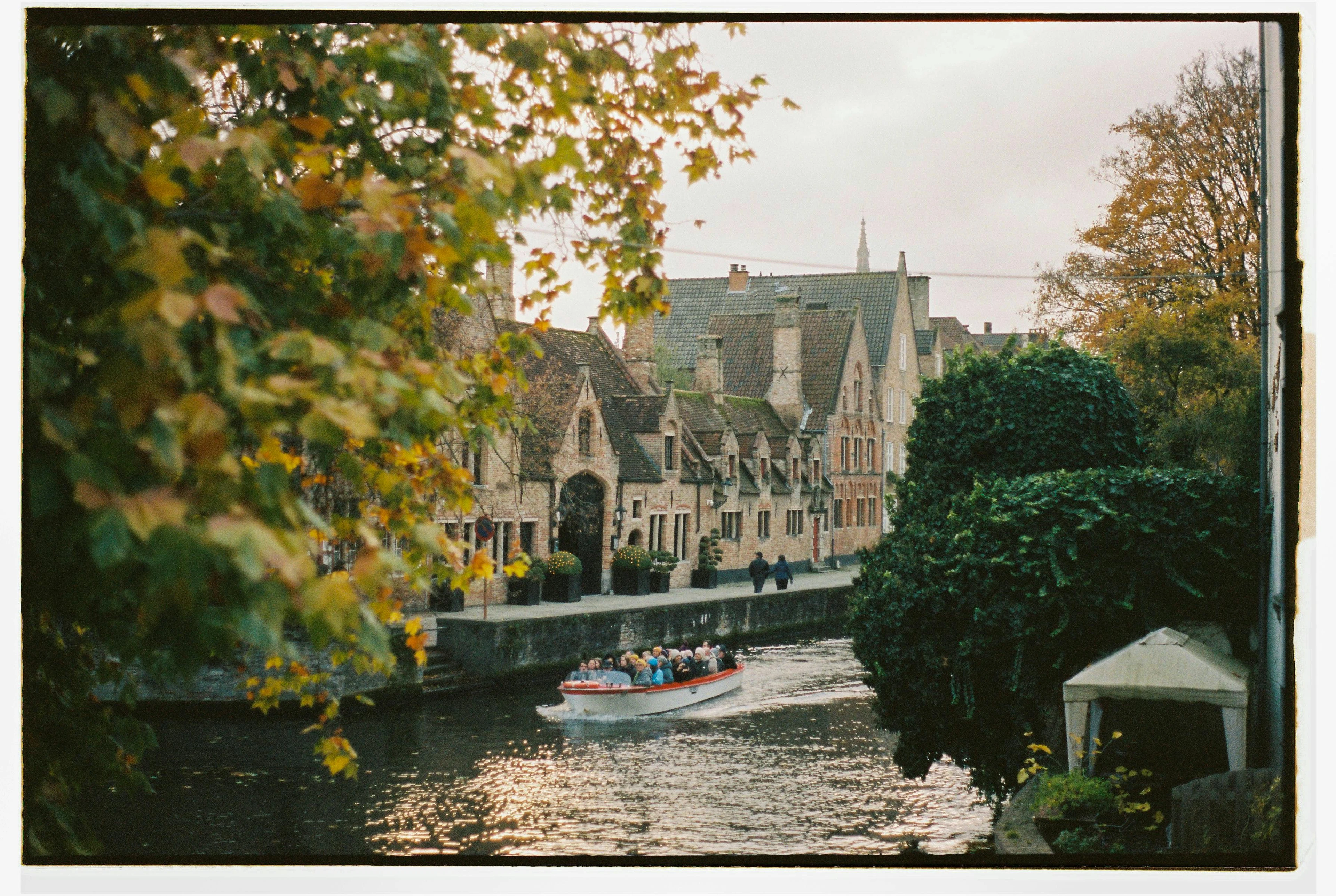 A boat tour is an example of guest experience that could be included in a stay package