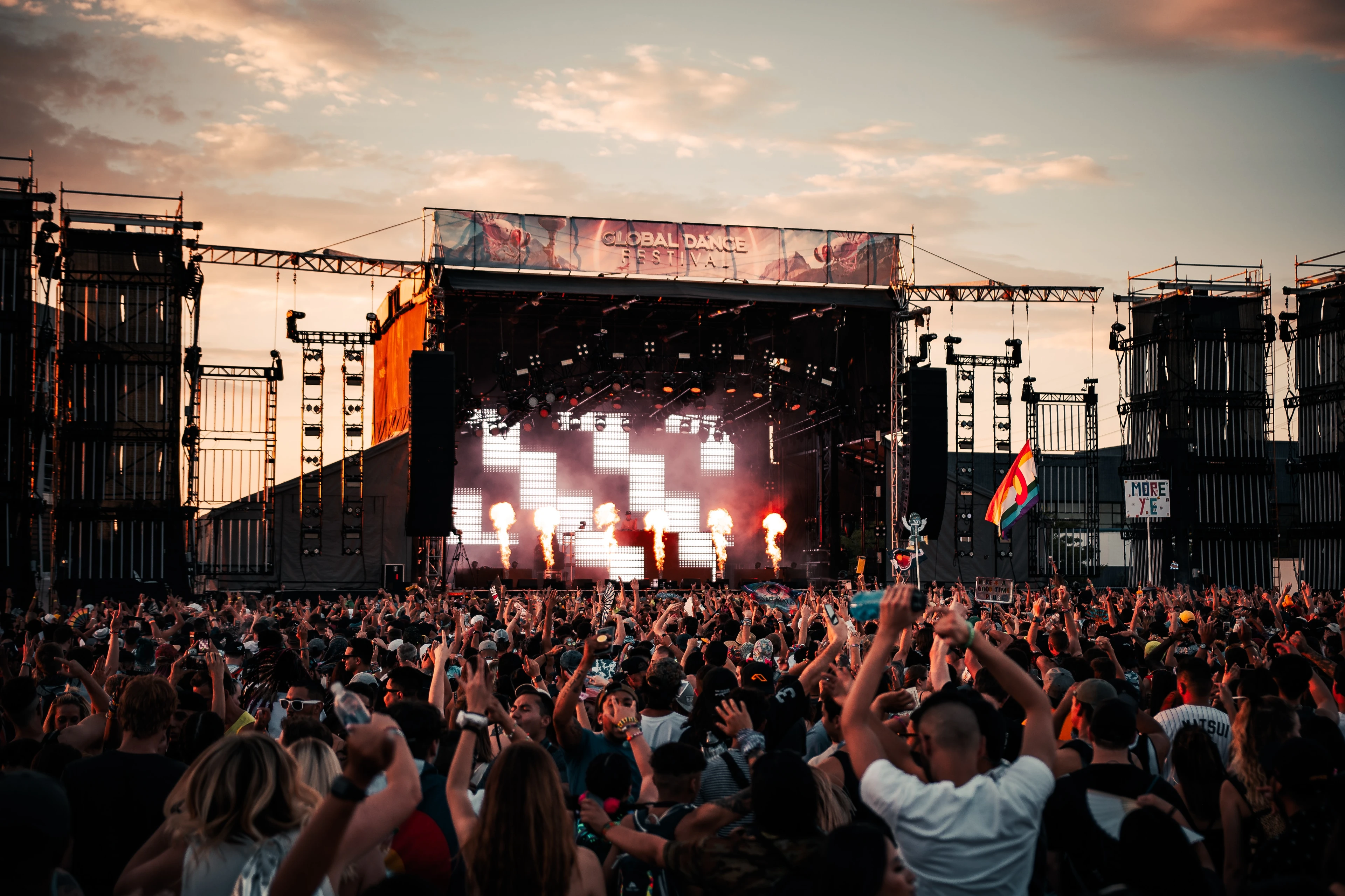 festival crowd