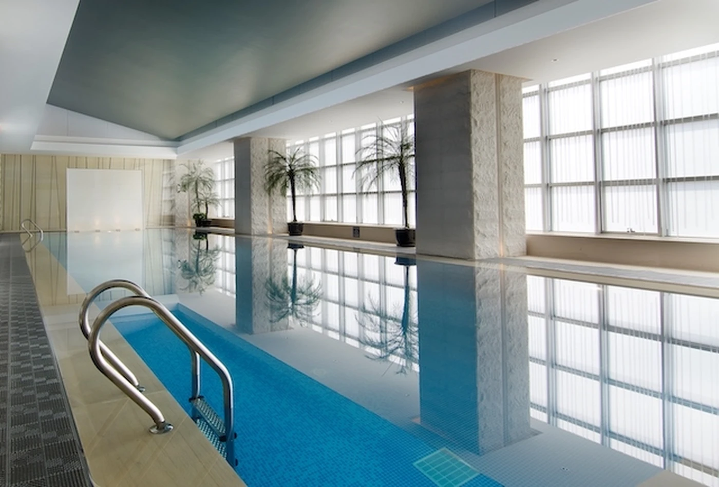 Jumeirah Himalayas Shanghai Swimming Pool