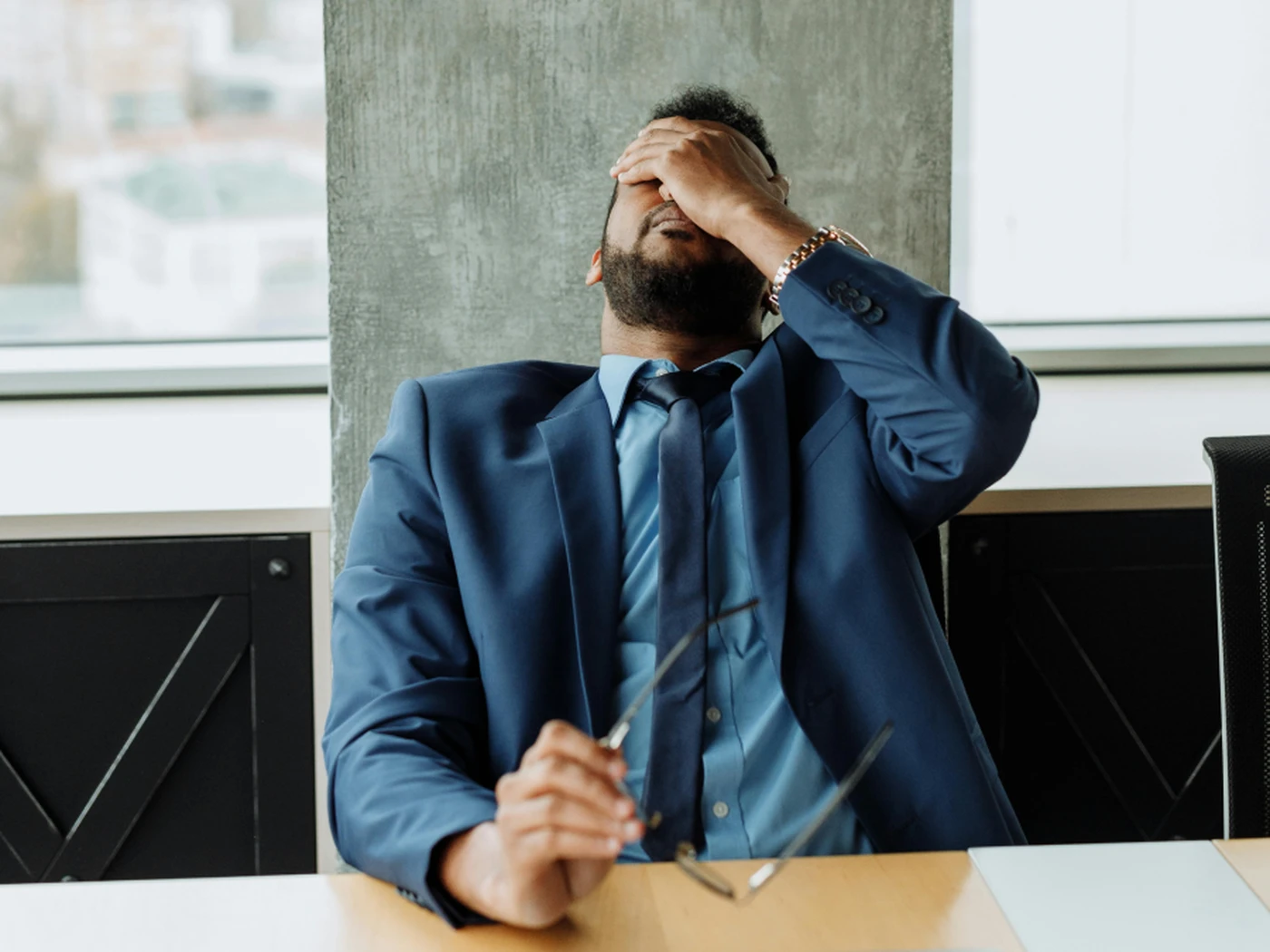 A revenue manager overwhelmed by the challenge of too much data