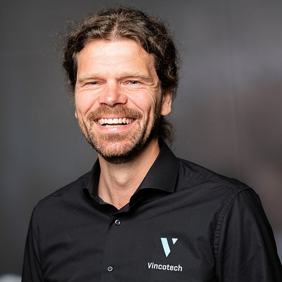 Portrait picture of Mirko Haardt, Sales Manager.