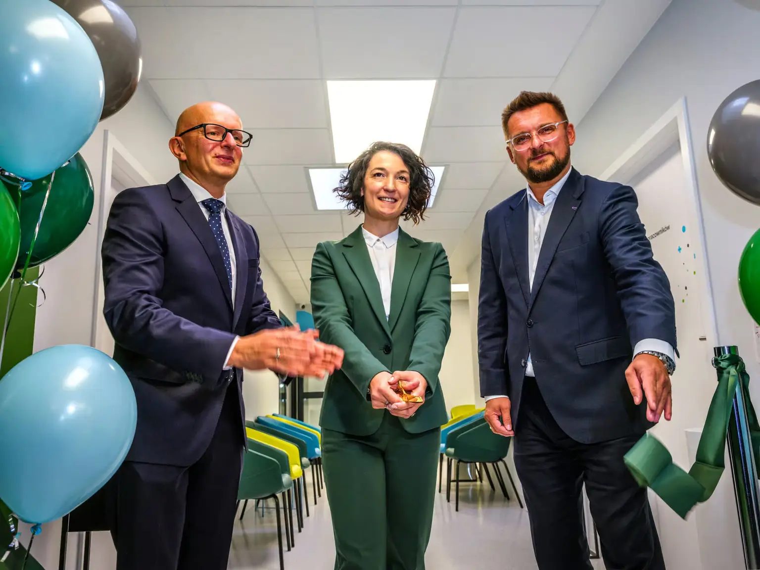 Officials opening new medical wing at Pratia Katowice Oncology research site