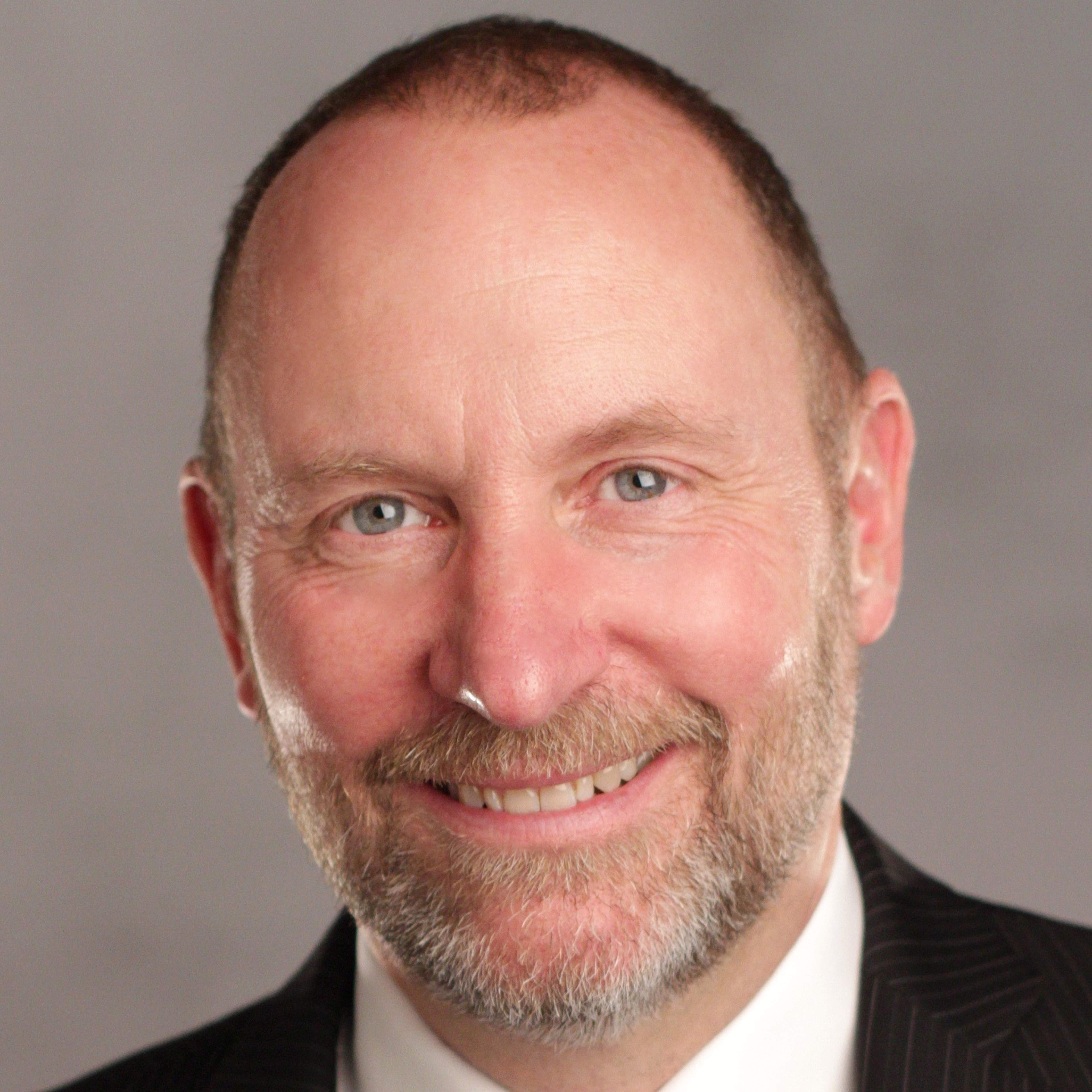 Andy Larson headshot
