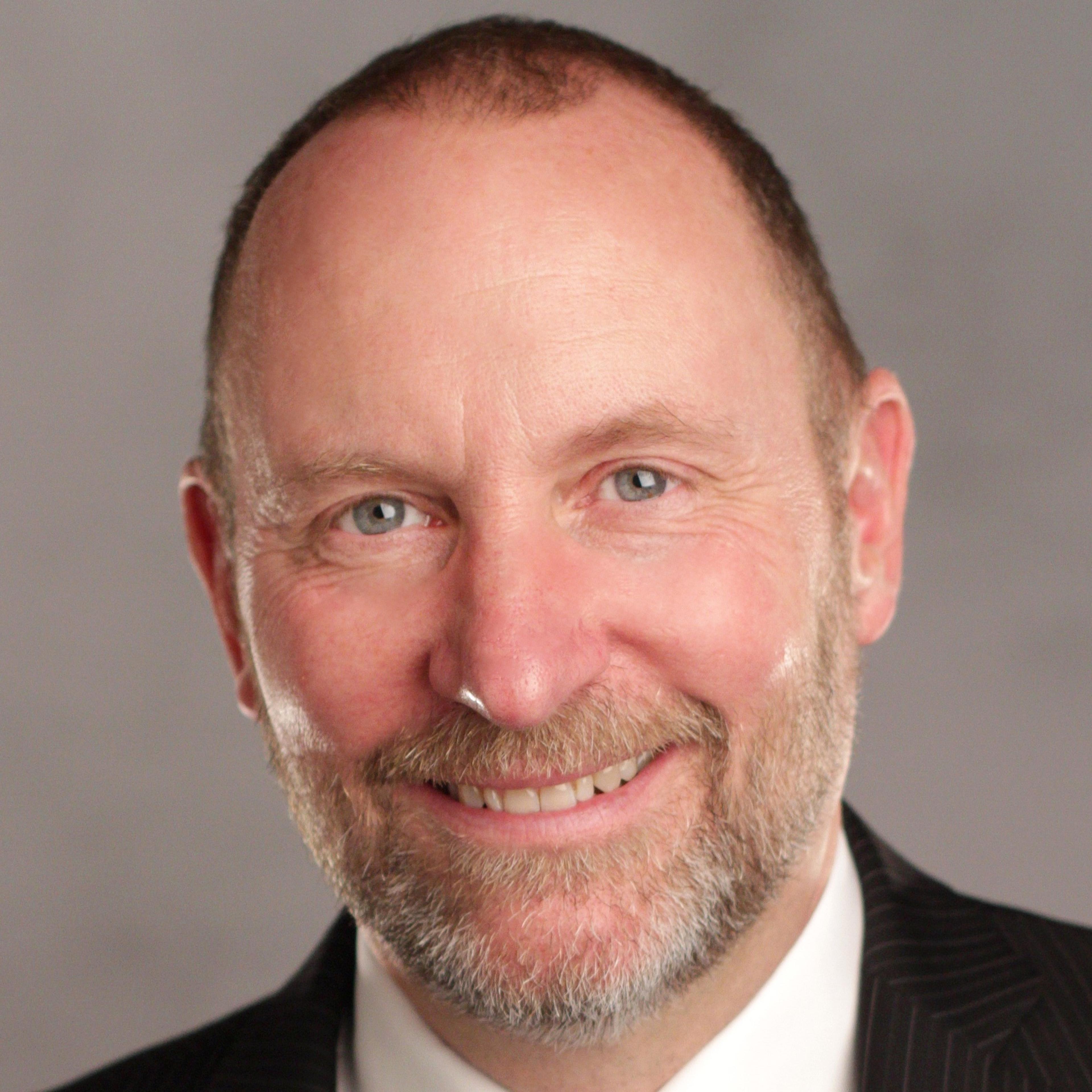 Andy Larson headshot