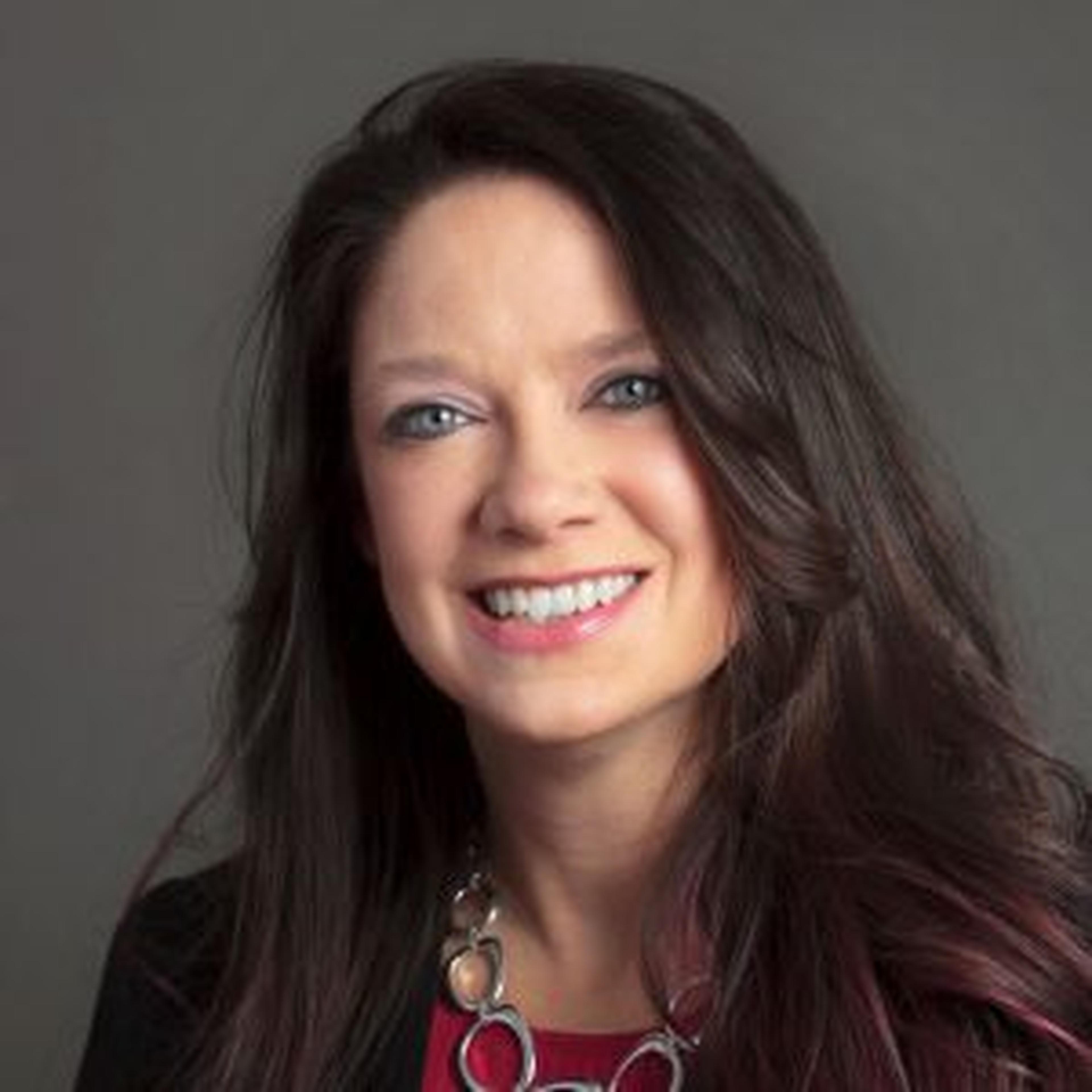 Lori Hermanson headshot
