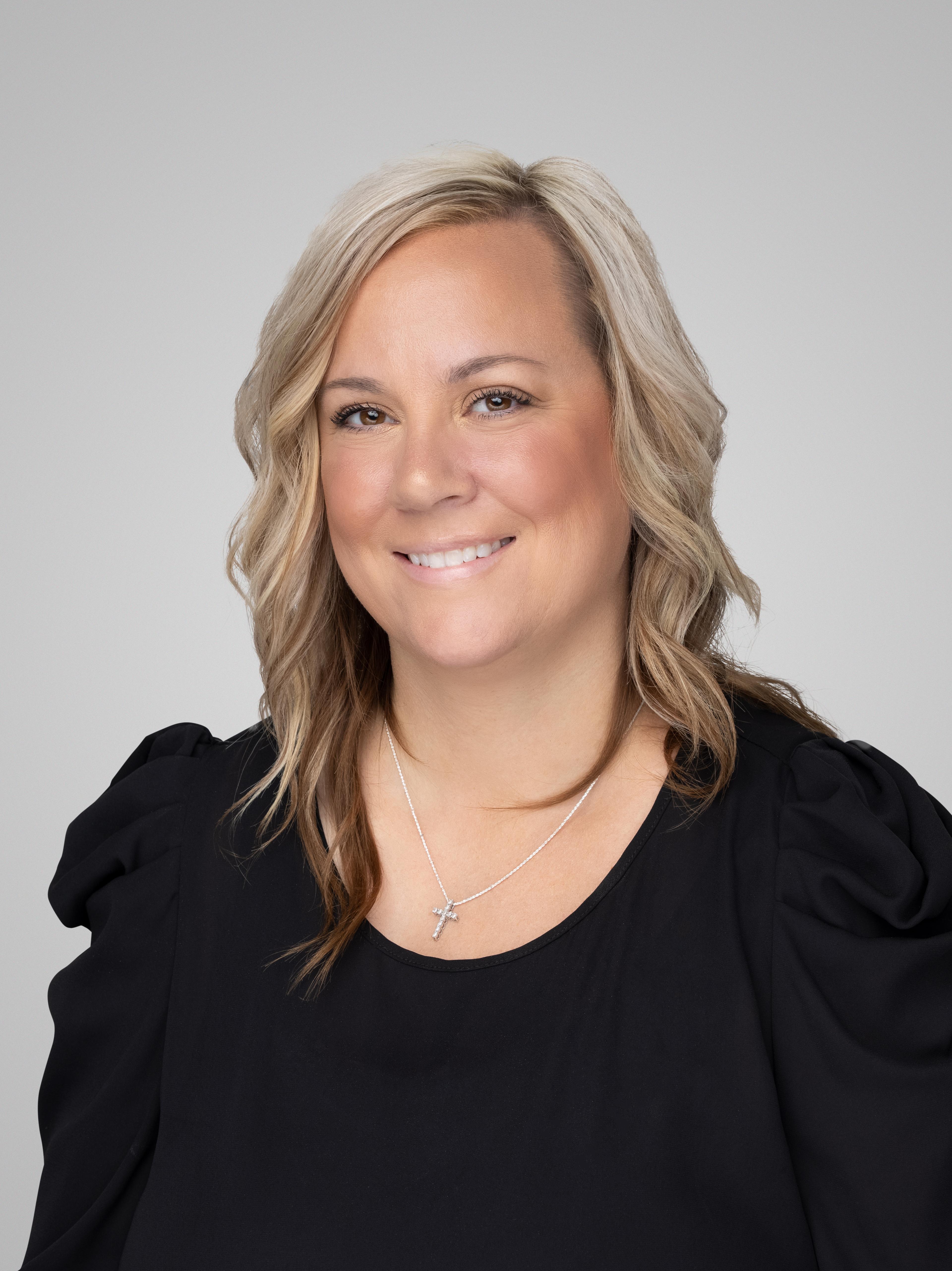 Lindsay Sowden headshot