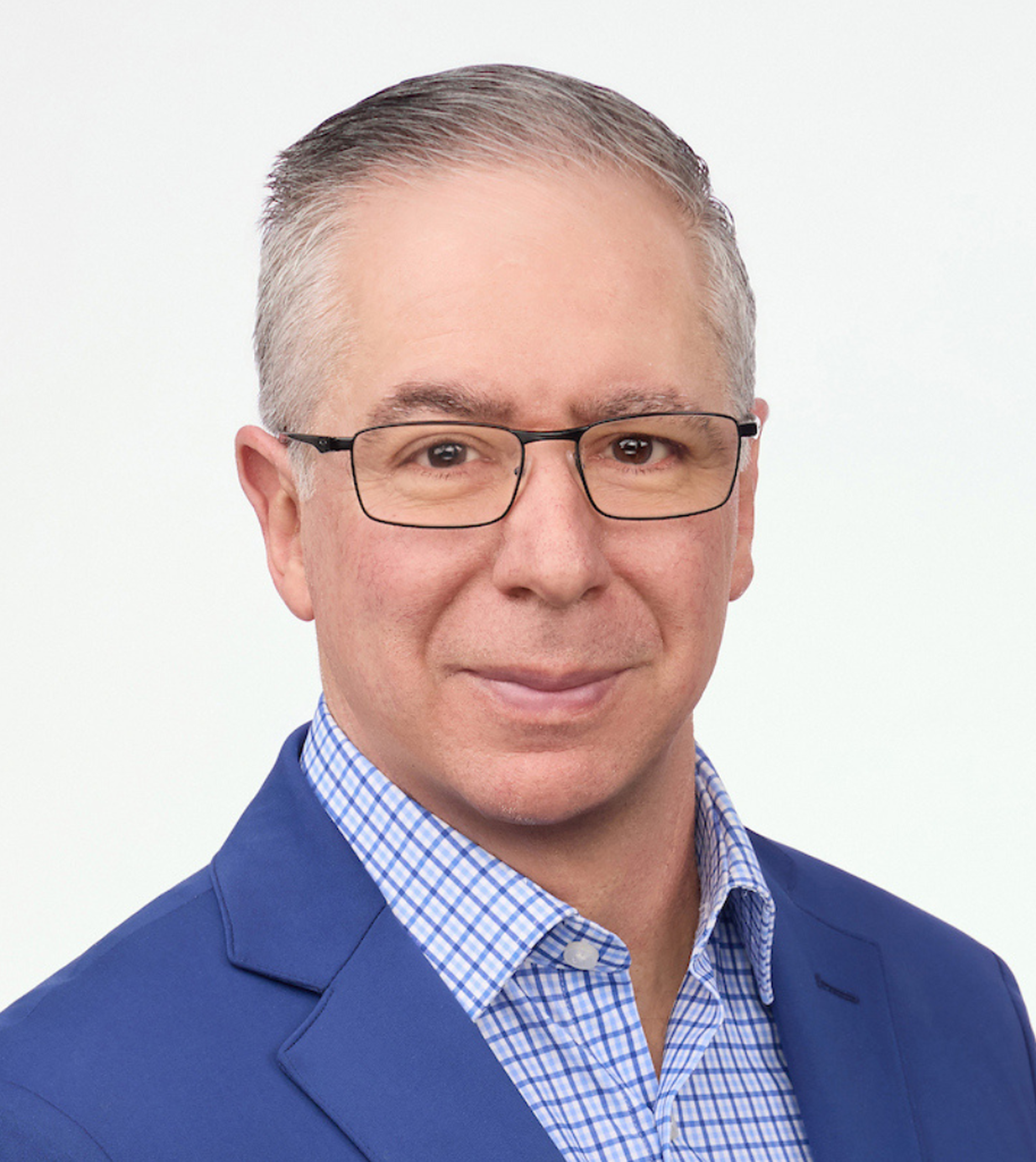 Carlos Tariche headshot