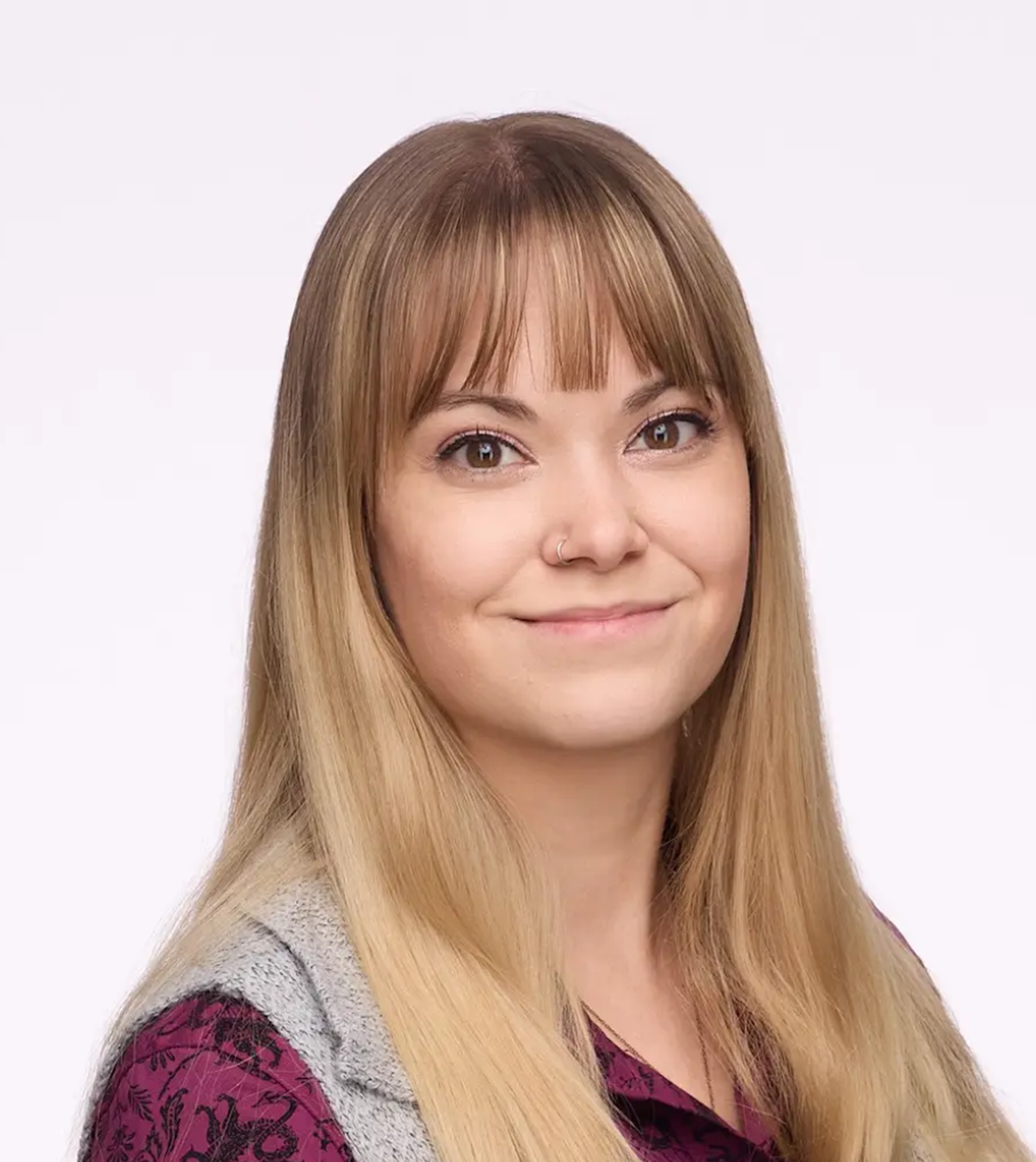 Charlotte Price headshot