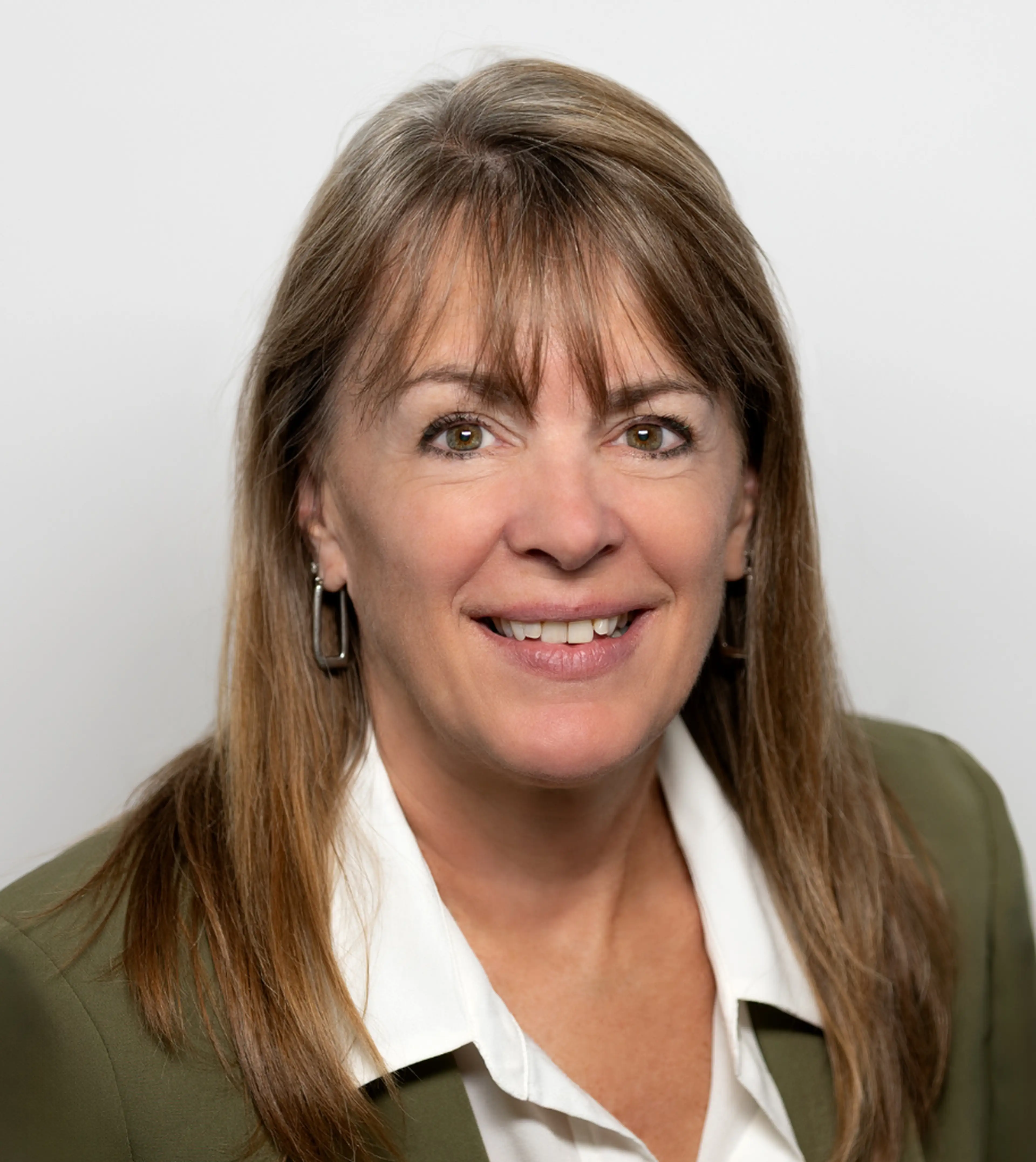 Karen Tekverk headshot