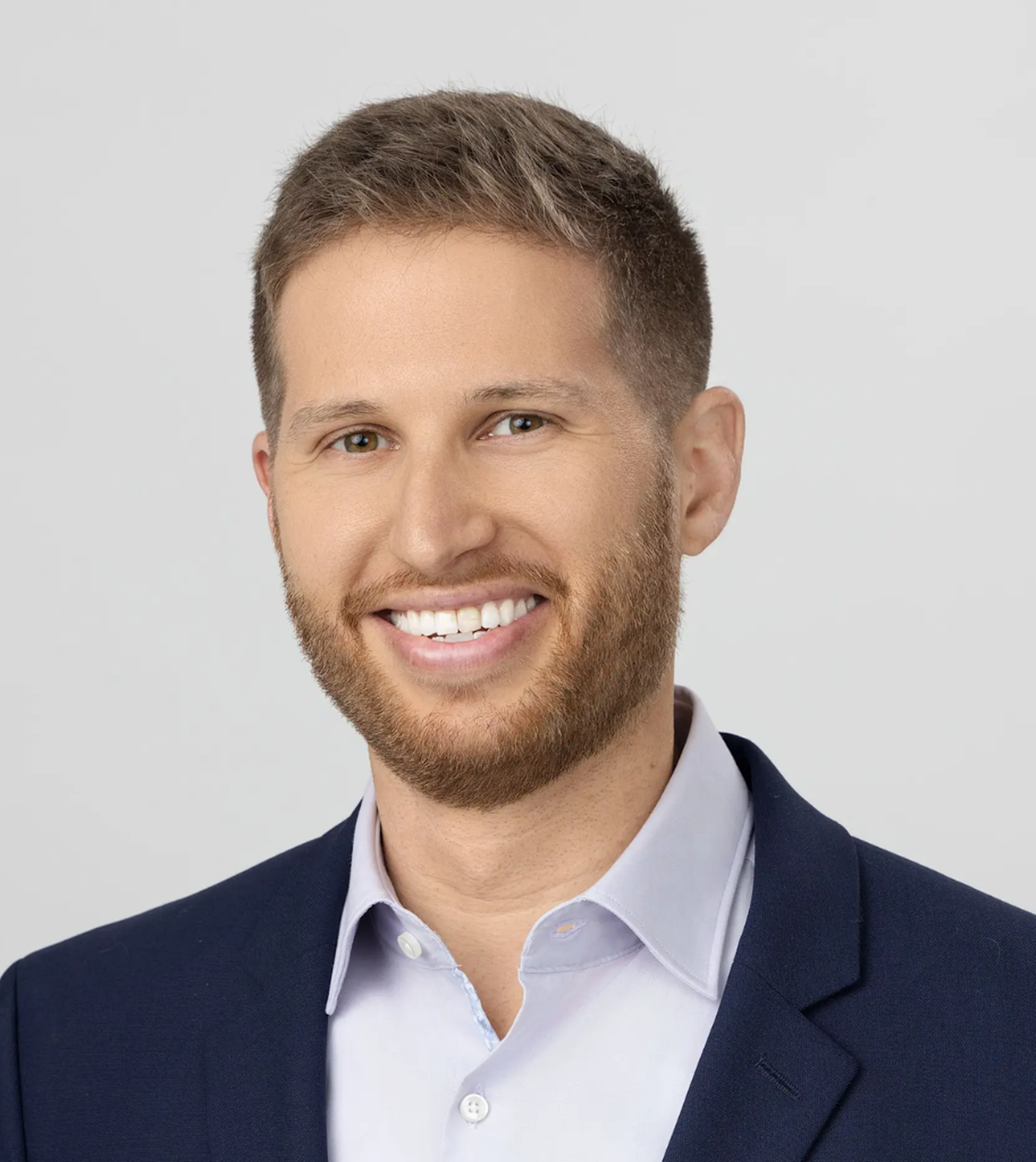 Jonathan Akerman headshot