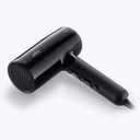 Braun HD2.2 Haartrockner mit modernem Design in gänzendem schwarz mit texturiertem Griff.