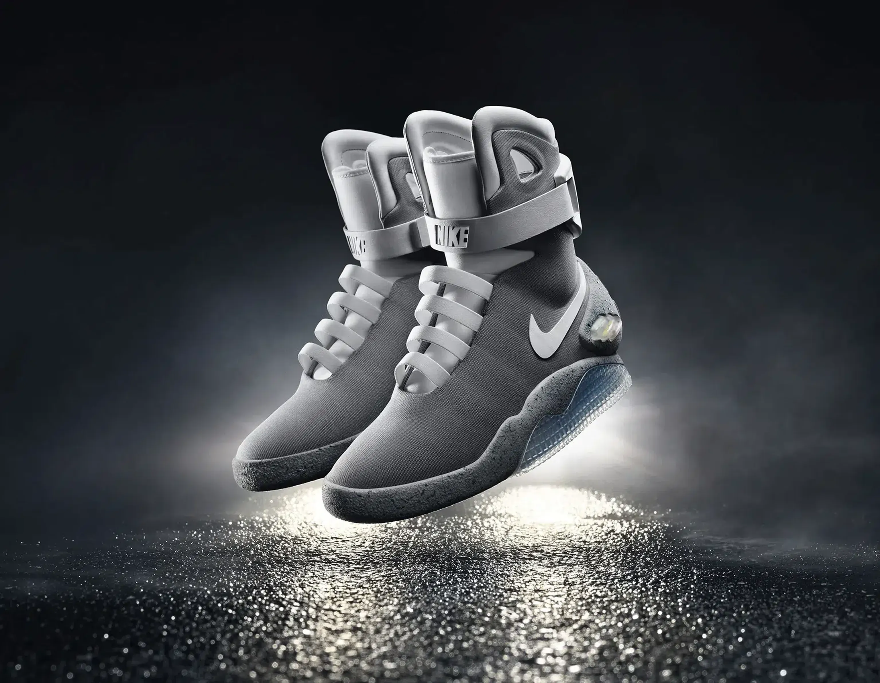 Nike Mag 2015 Official