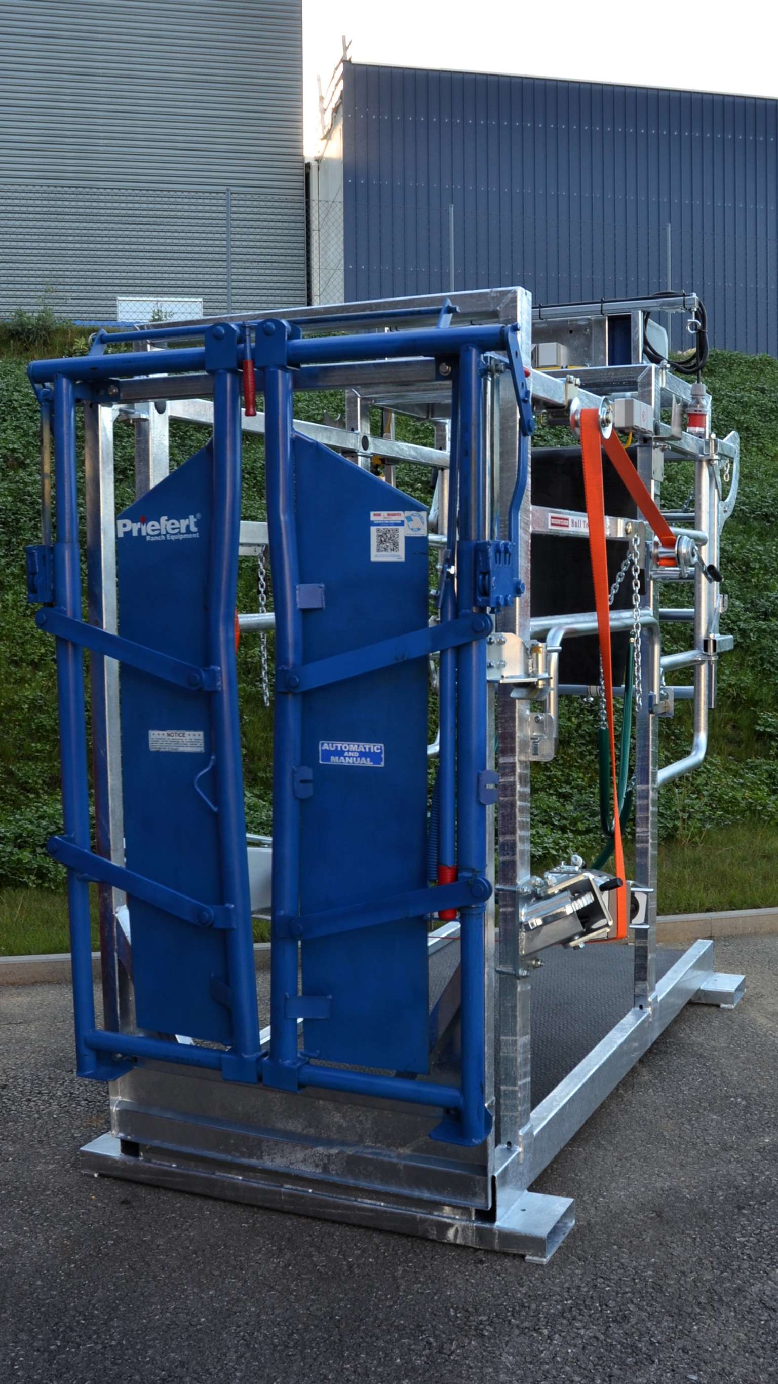 Headgate Priefert Bullen Klauenpflegestand