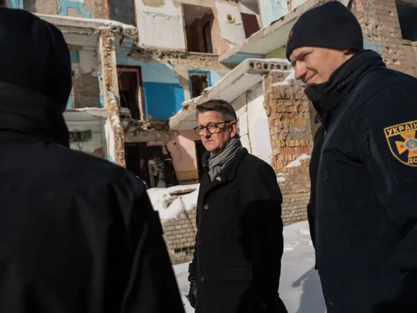 dansk delegation med minister for samfundssikkerhed og beredskab