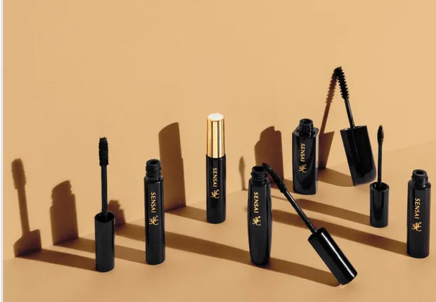 Vælg mascara fra Sensai