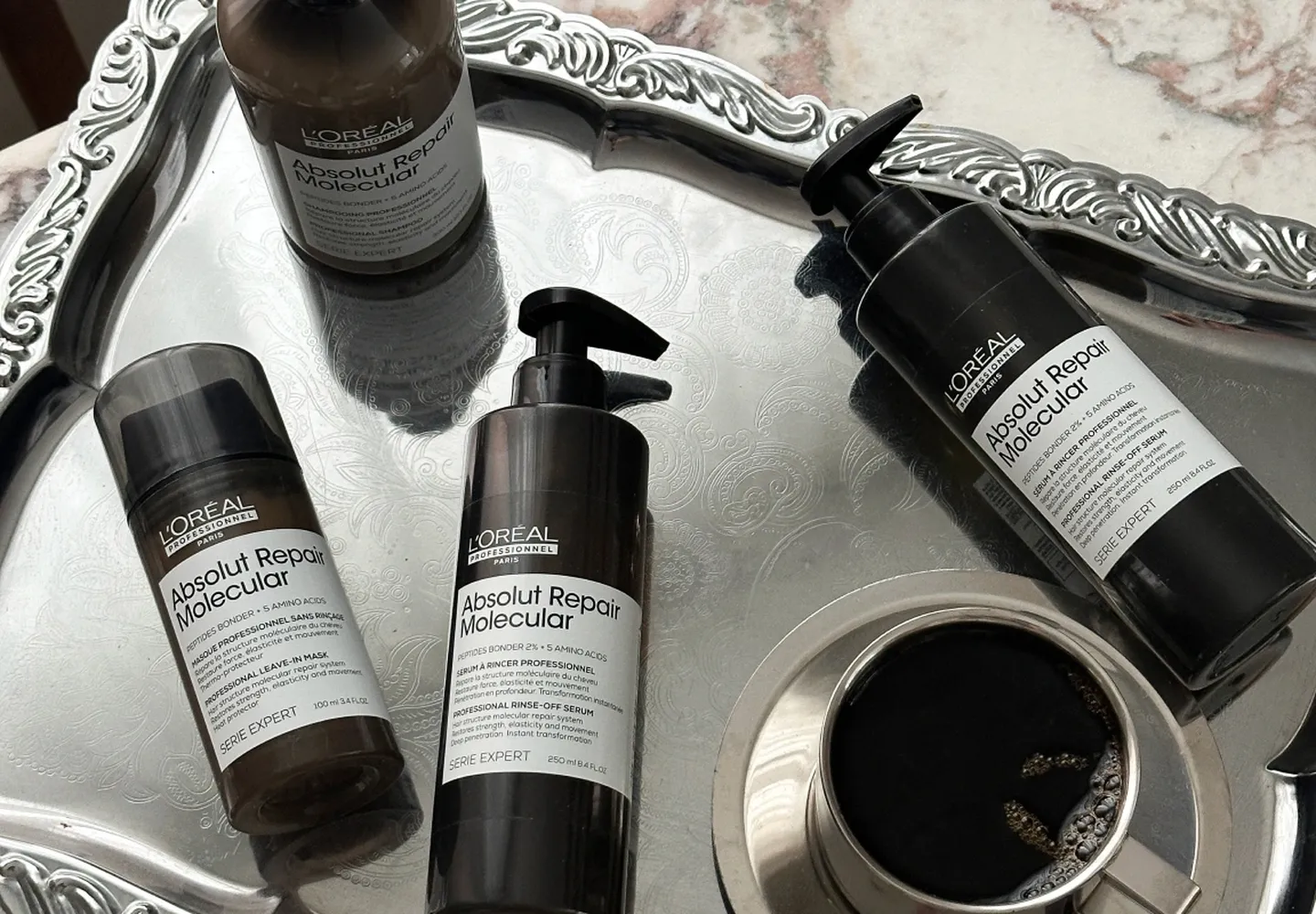 Beskytt håret mot vintertørrhet med pleiende maske og serum