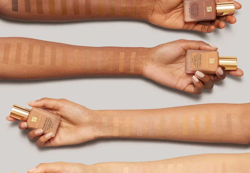 Guide: Hoe vind je de juiste Estée Lauder foundation voor jouw huidtype en huidskleur?