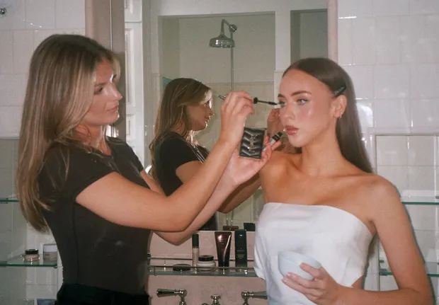 The Bridal Edit: Lisa Tellbes resa mot den perfekta bröllopslooken