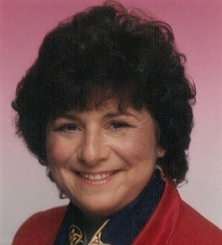Image of Debby Newslow