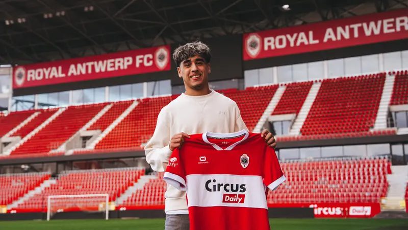 Caua Foroni De Oliveira (16) heeft een overeenkomst getekend bij RAFC