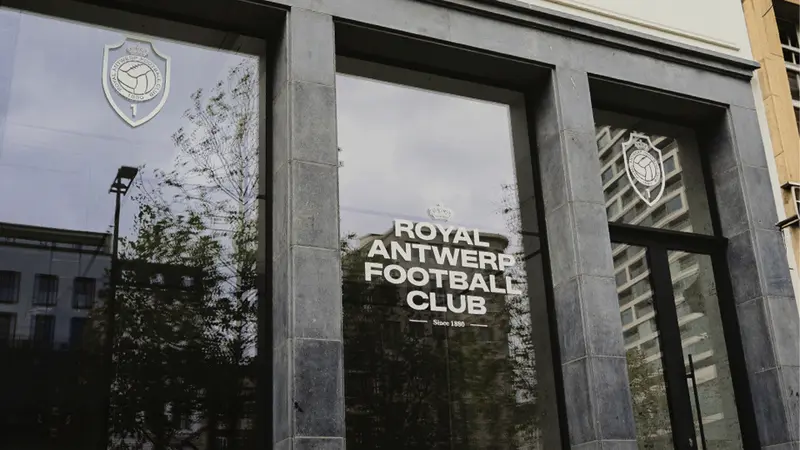 RAFC opent pop-up store in hartje Antwerpen