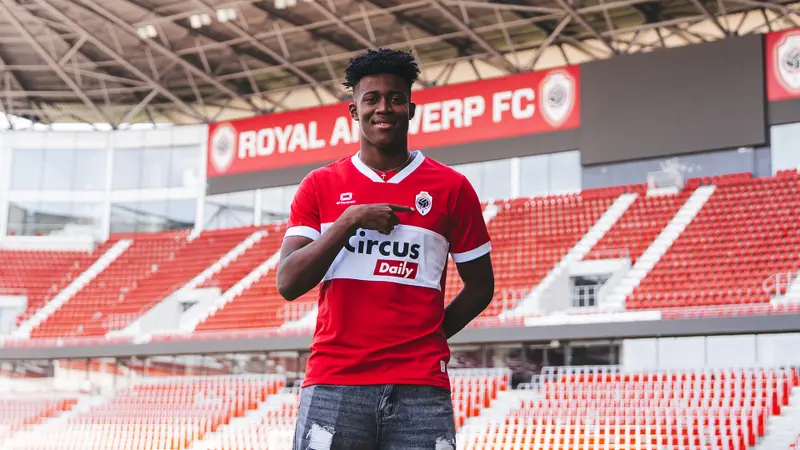 Carlos Daniel Mejia is a Red!
