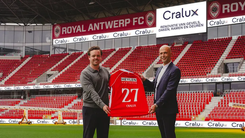 Cralux nieuwe official partner van Royal Antwerp FC 