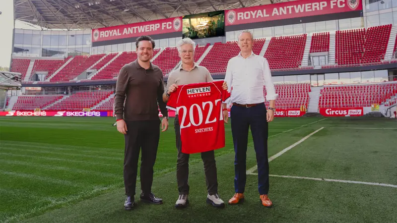 Royal Antwerp FC verwelkomt Skechers als nieuwe Official Partner 