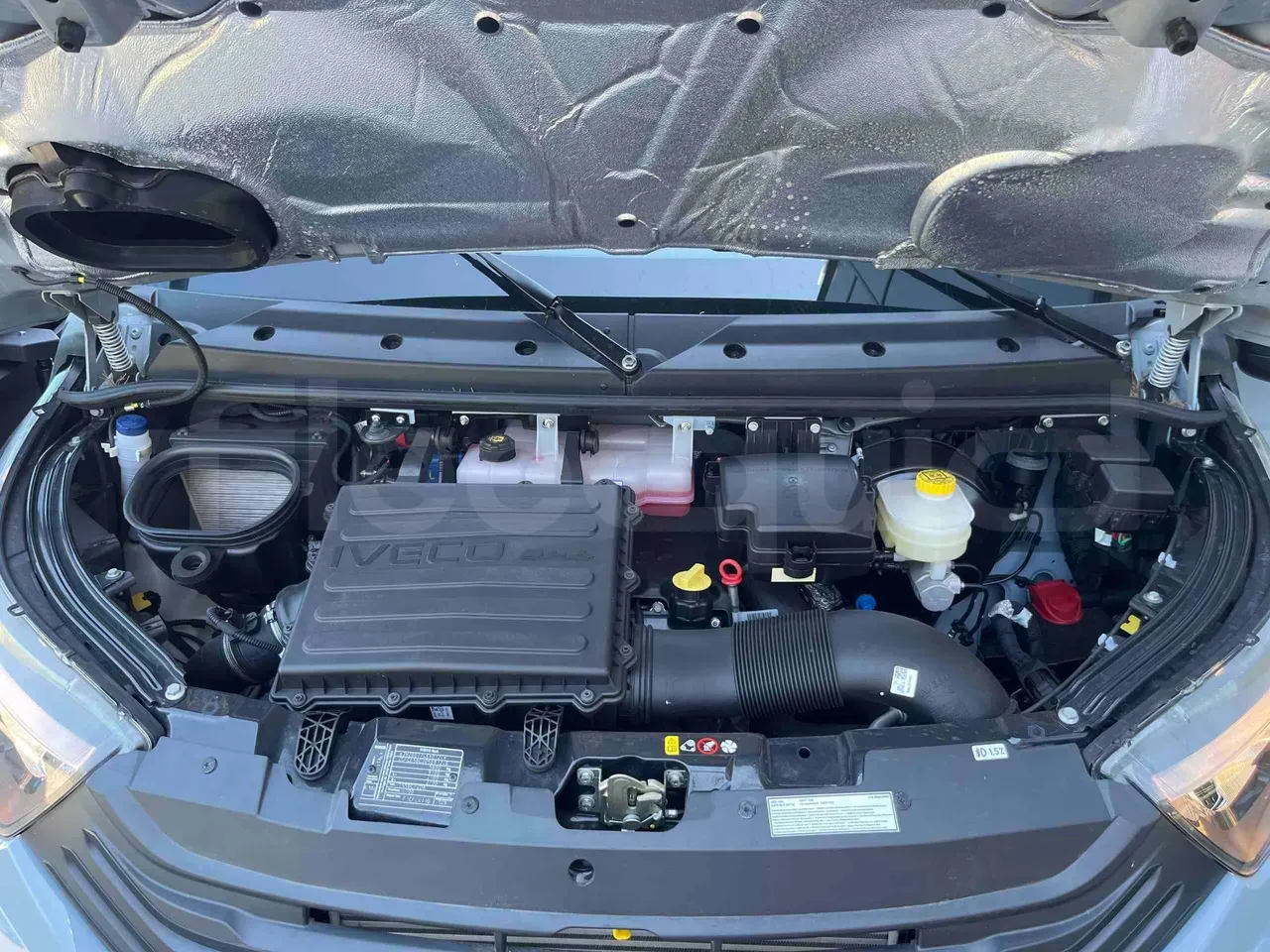 iveco-daily-engine-fleequid-ZCFCE56C305681246