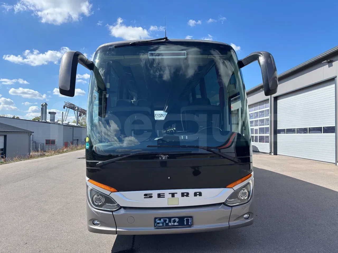 setra-s516-front-fleequid-03589