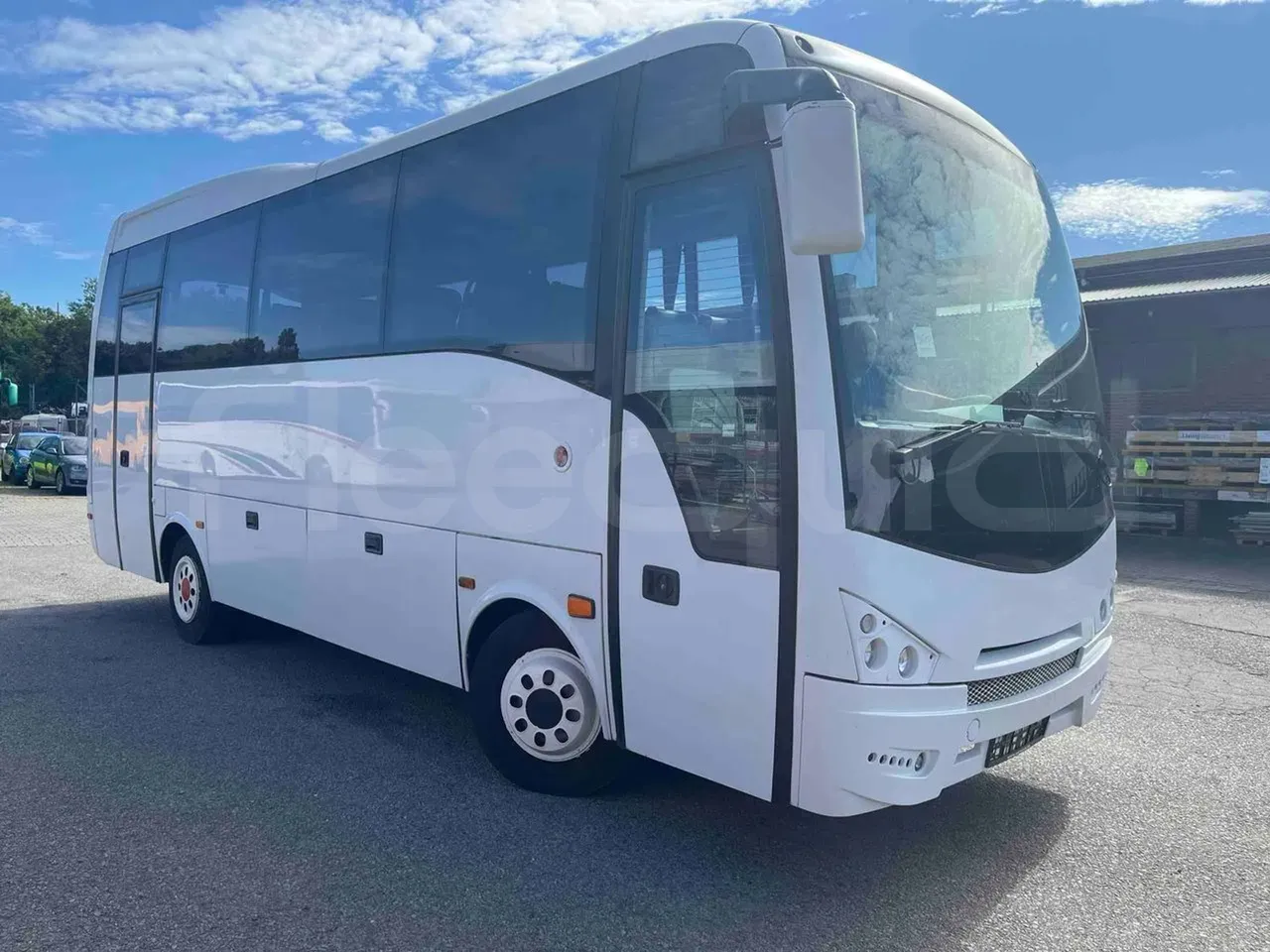 isuzu-turquoise-cover-fleequid