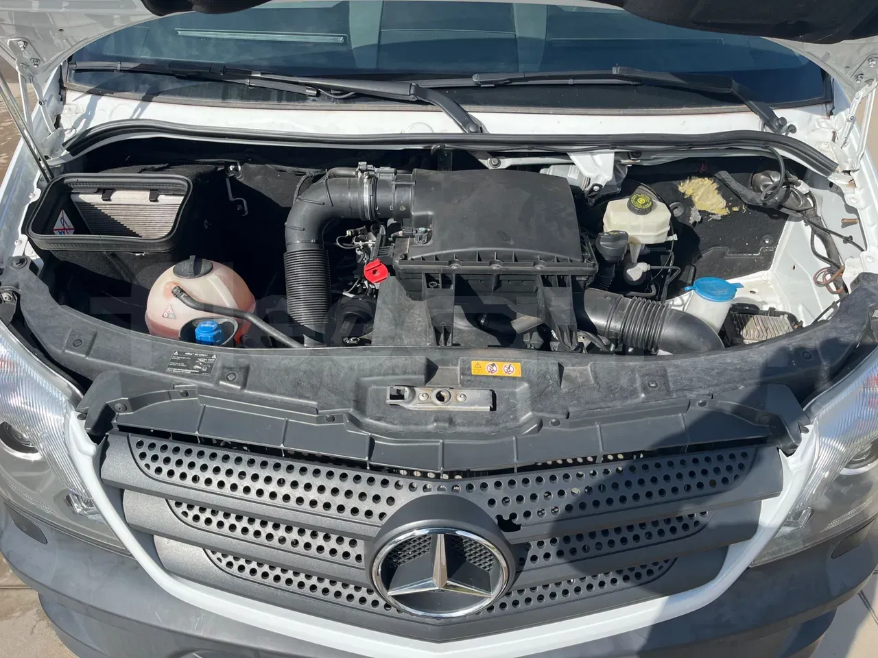 mercedes-benz-sprinter-engine-fleequid-WDB9066571P613974