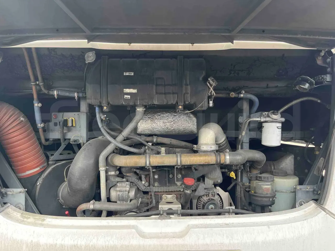 vdl-futura-engine-fleequid-XNL501E100D005591