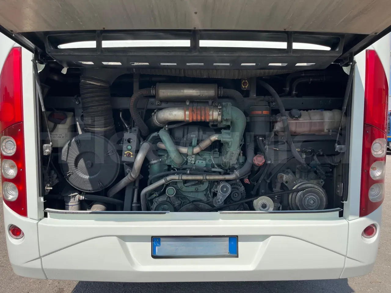 volvo-9700-engine-fleequid-YV3T2U823H1183518