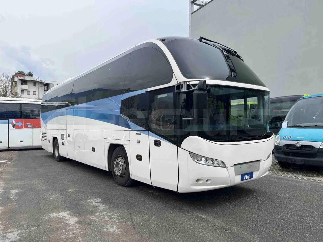 Neoplan Cityliner 2015 usado: autocarro Euro 6, 53 lugares