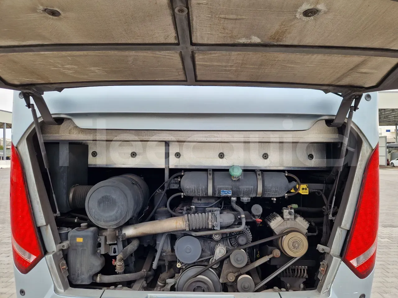 scania-touring-hd-engine-fleequid-YS2K4X20001903529