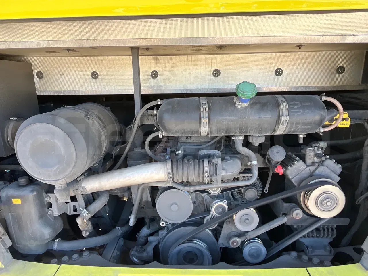 scania-touring-hd-engine-fleequid-YS2K4X20001907693