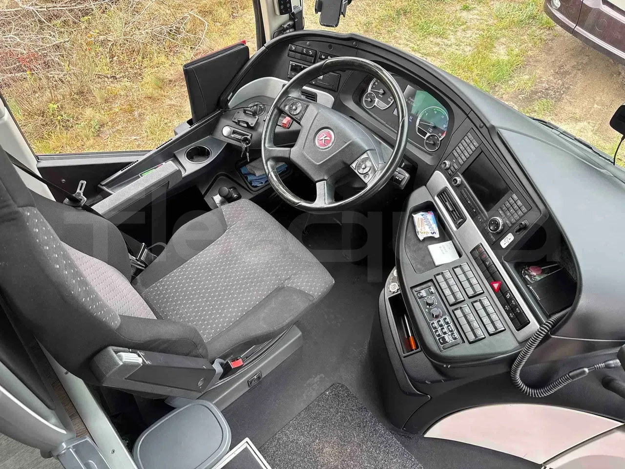 setra-s516-steering-wheel-dashboard-fleequid-WKK41024013116065