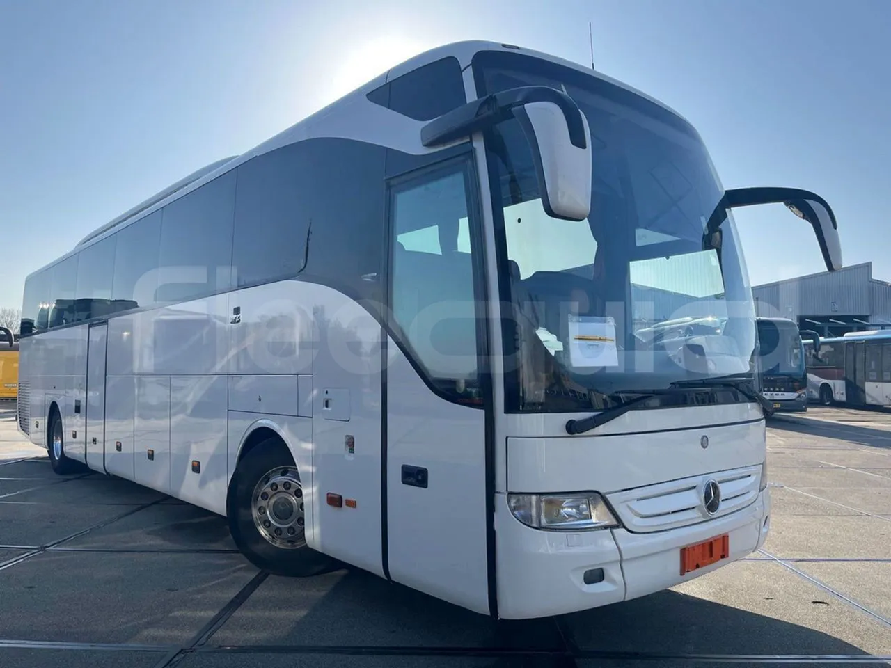 Mercedes-Benz Tourismo 2015 używany: 55 miejsc, Euro 6, 896 756 km