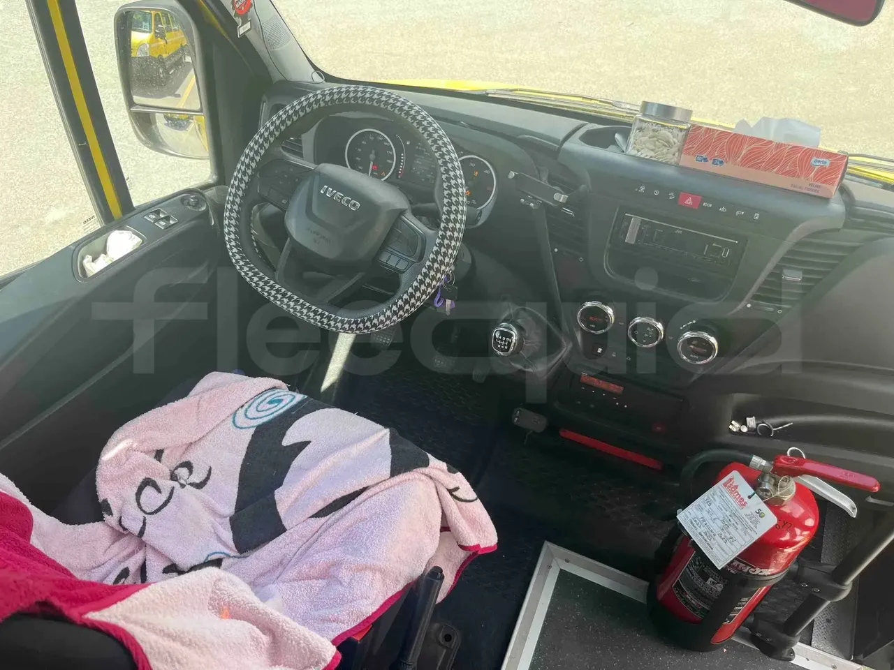 iveco-daily-steering-wheel-dashboard-fleequid-ZCFK650D405364800