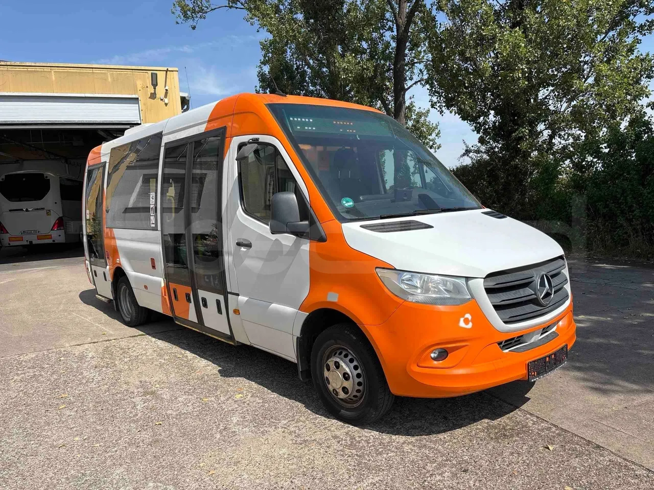 Mercedes-Benz Sprinter 2020 usado: minibus Euro 6 automático
